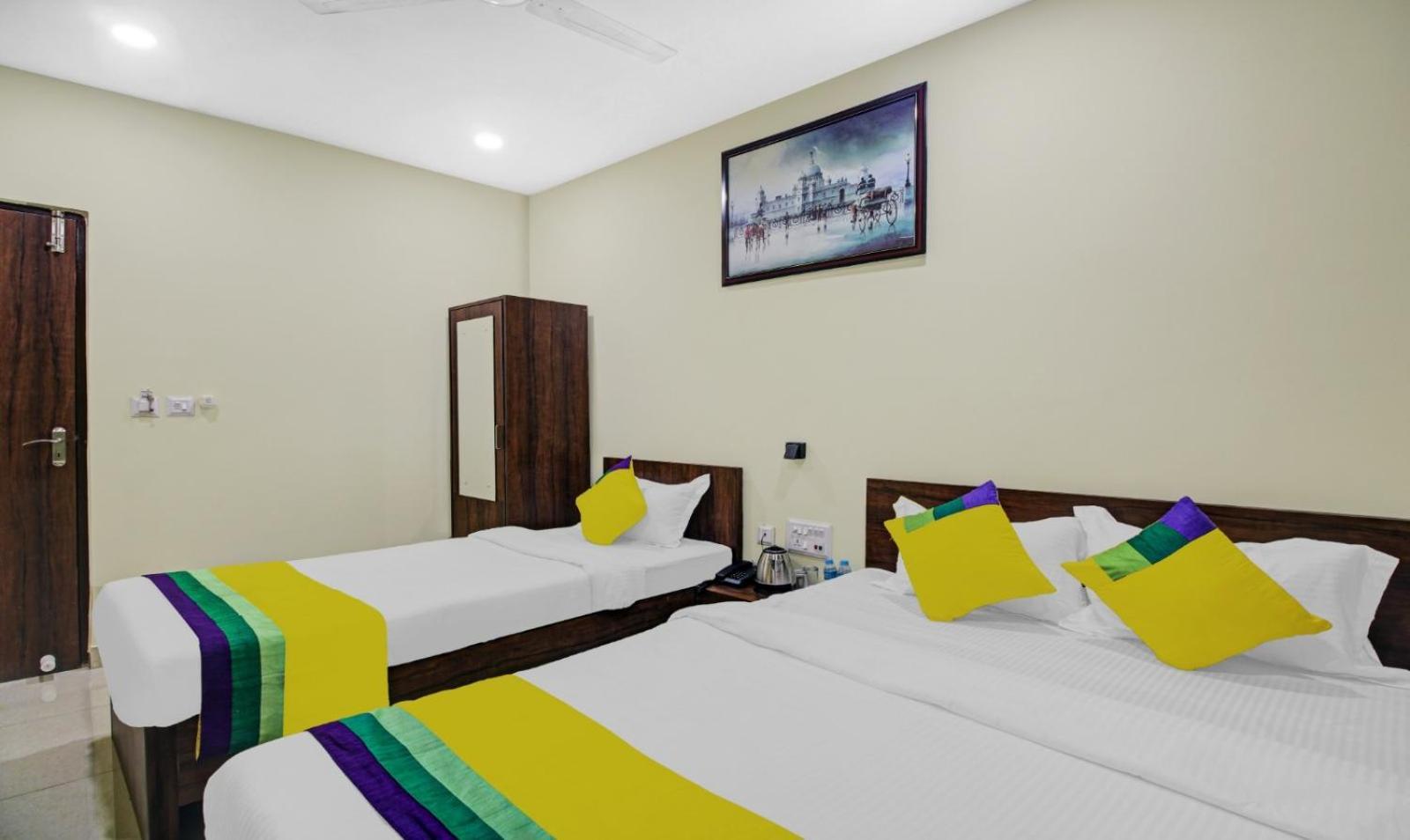 Treebo Trip Hotel Park Central Calcutta Buitenkant foto
