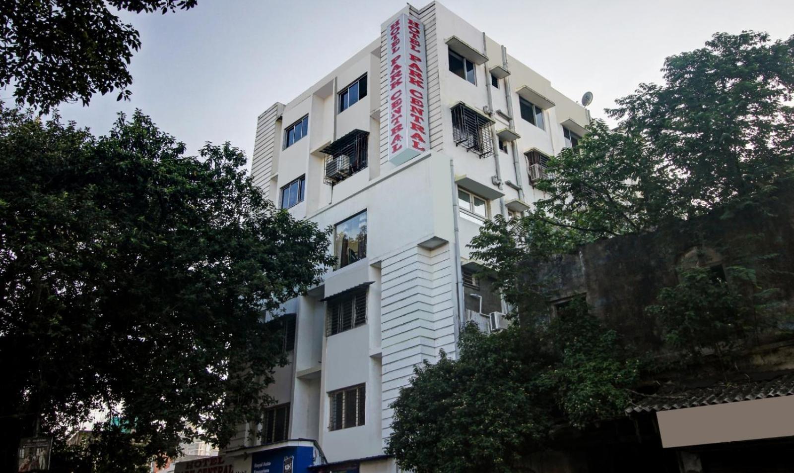 Treebo Trip Hotel Park Central Calcutta Buitenkant foto