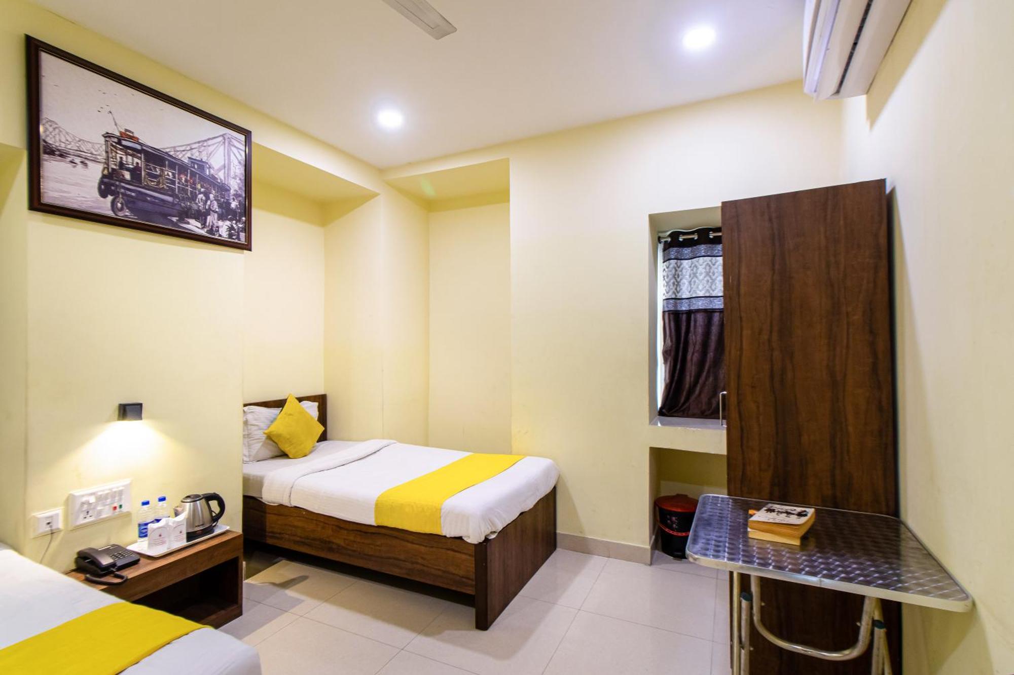 Treebo Trip Hotel Park Central Calcutta Buitenkant foto
